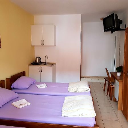 Guesthouse Sun Hostel Будва Экстерьер фото