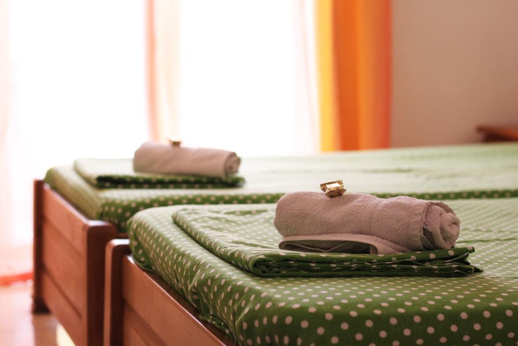Guesthouse Sun Hostel Будва Экстерьер фото