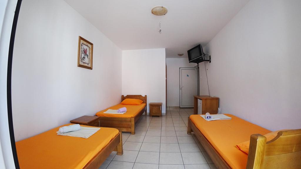 Guesthouse Sun Hostel Будва Экстерьер фото