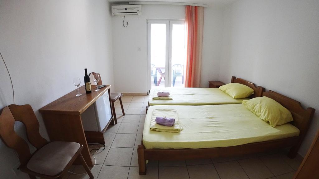 Guesthouse Sun Hostel Будва Экстерьер фото