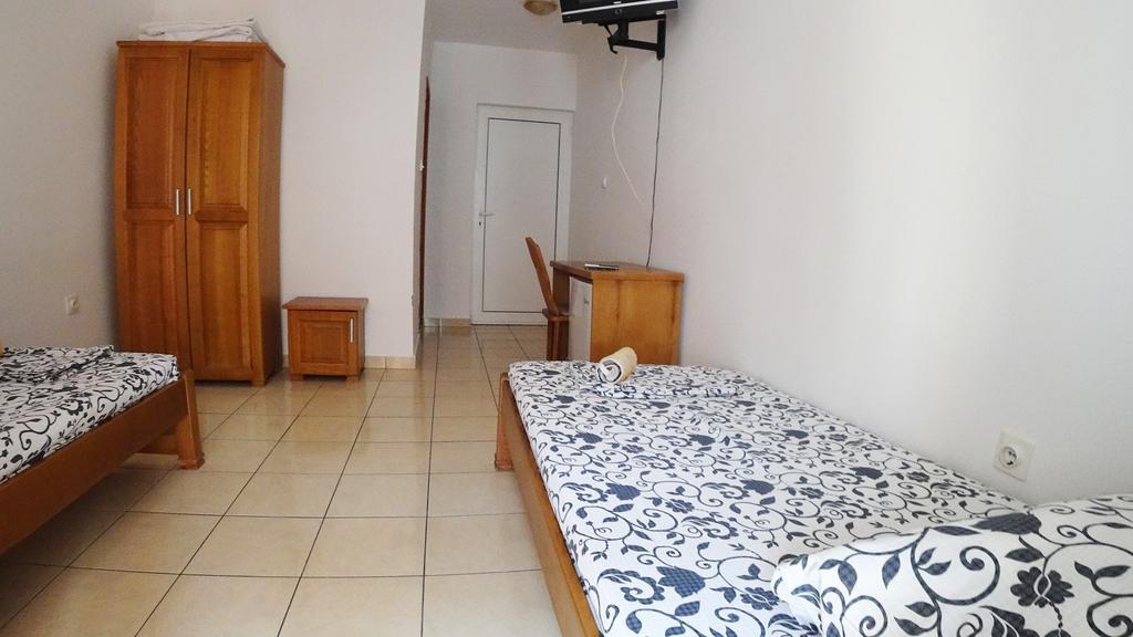 Guesthouse Sun Hostel Будва Экстерьер фото
