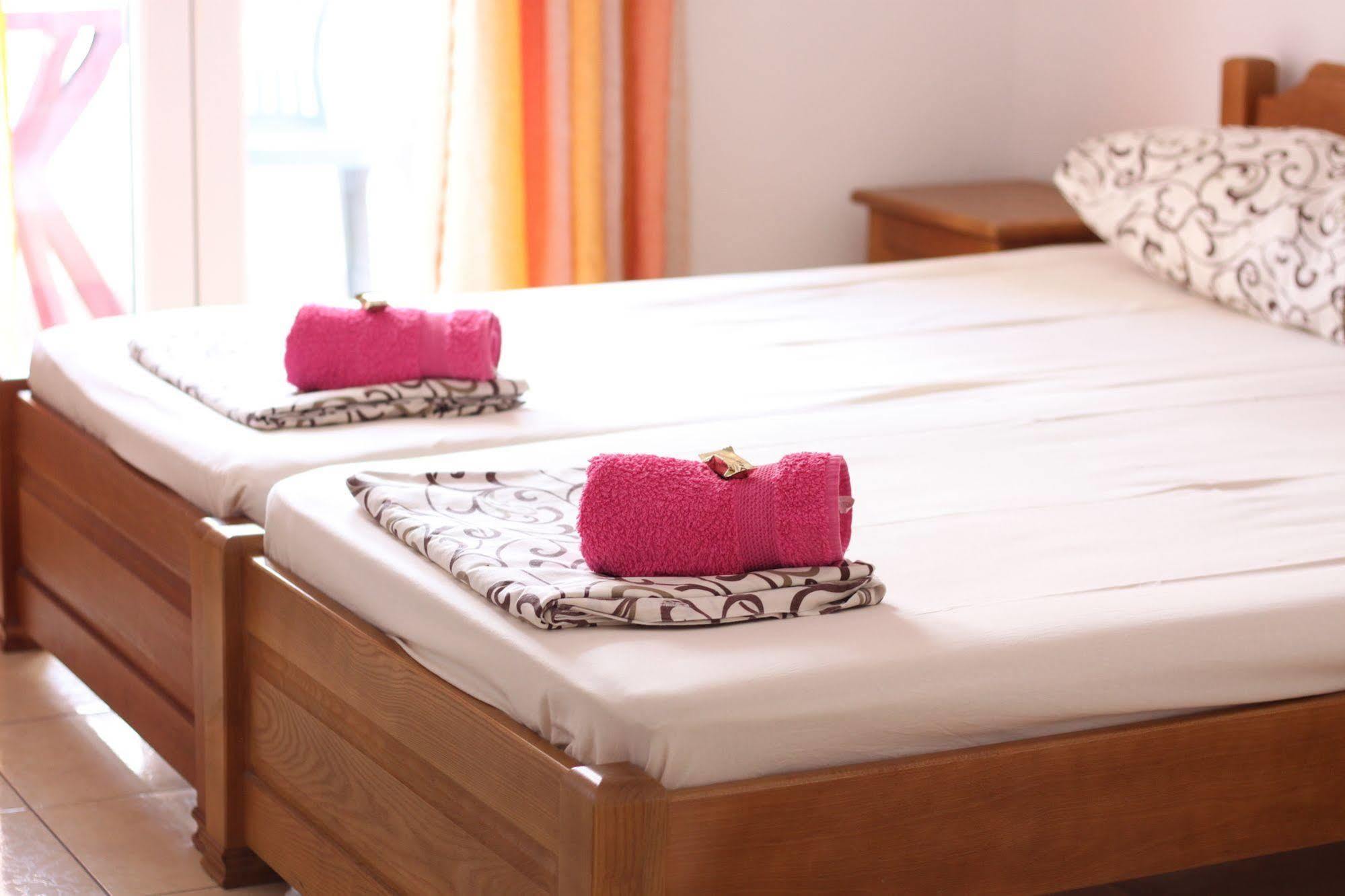 Guesthouse Sun Hostel Будва Экстерьер фото