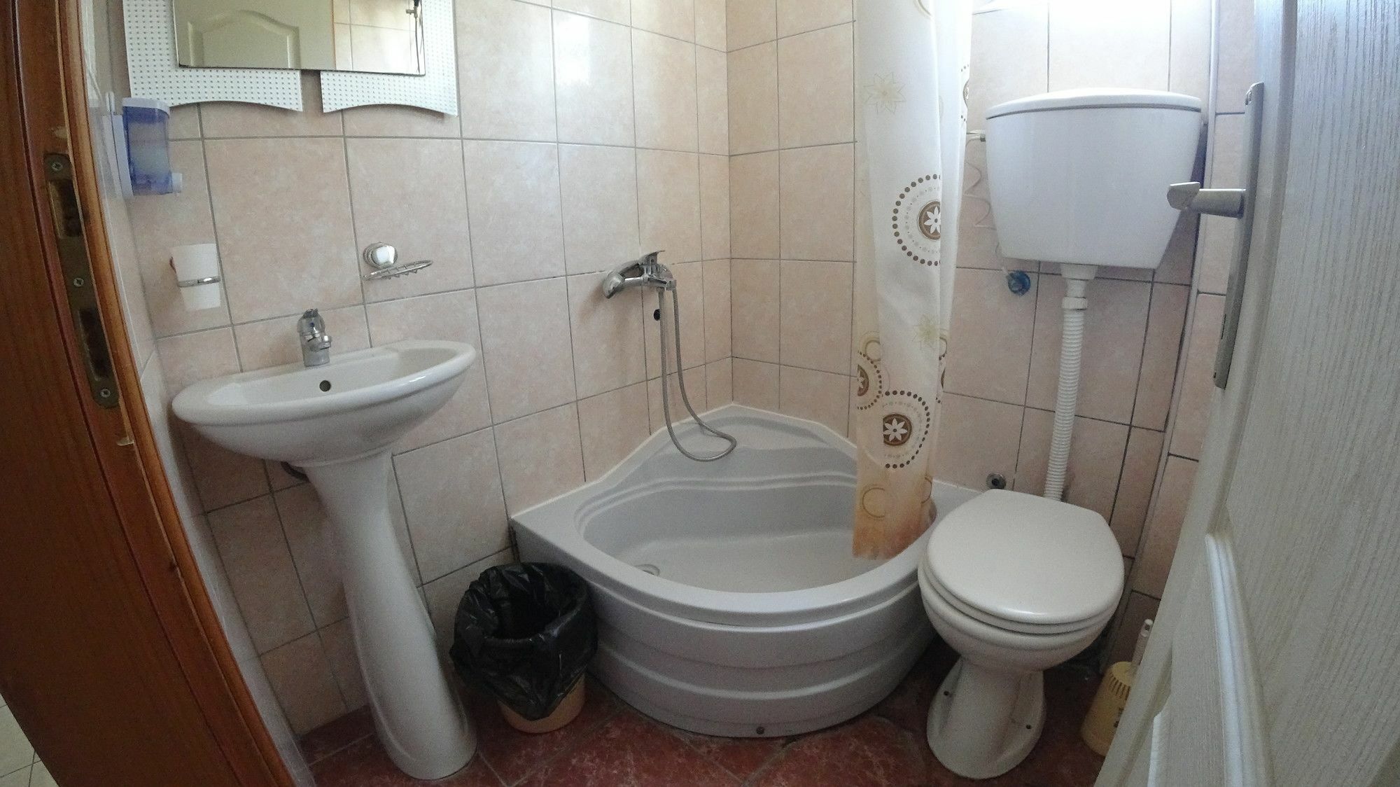 Guesthouse Sun Hostel Будва Экстерьер фото