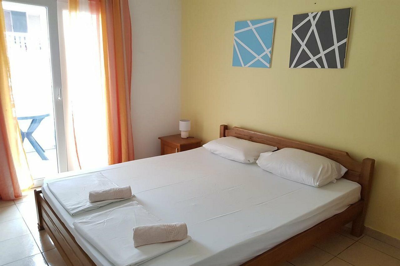 Guesthouse Sun Hostel Будва Экстерьер фото