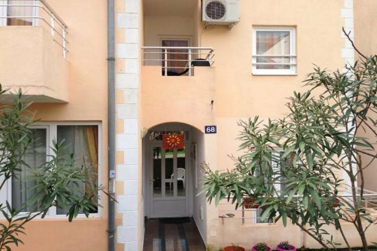 Guesthouse Sun Hostel Будва Экстерьер фото