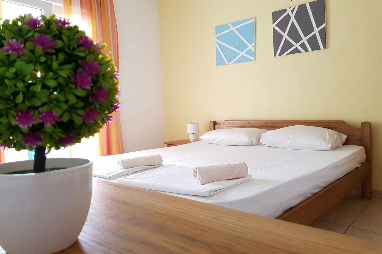 Guesthouse Sun Hostel Будва Экстерьер фото